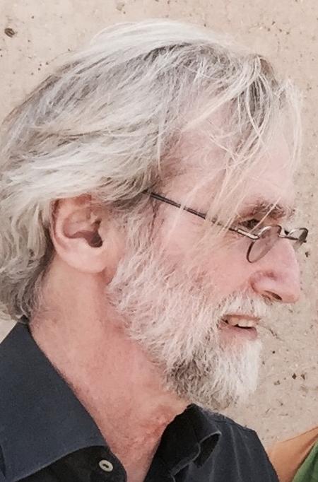 Стівен Голмс